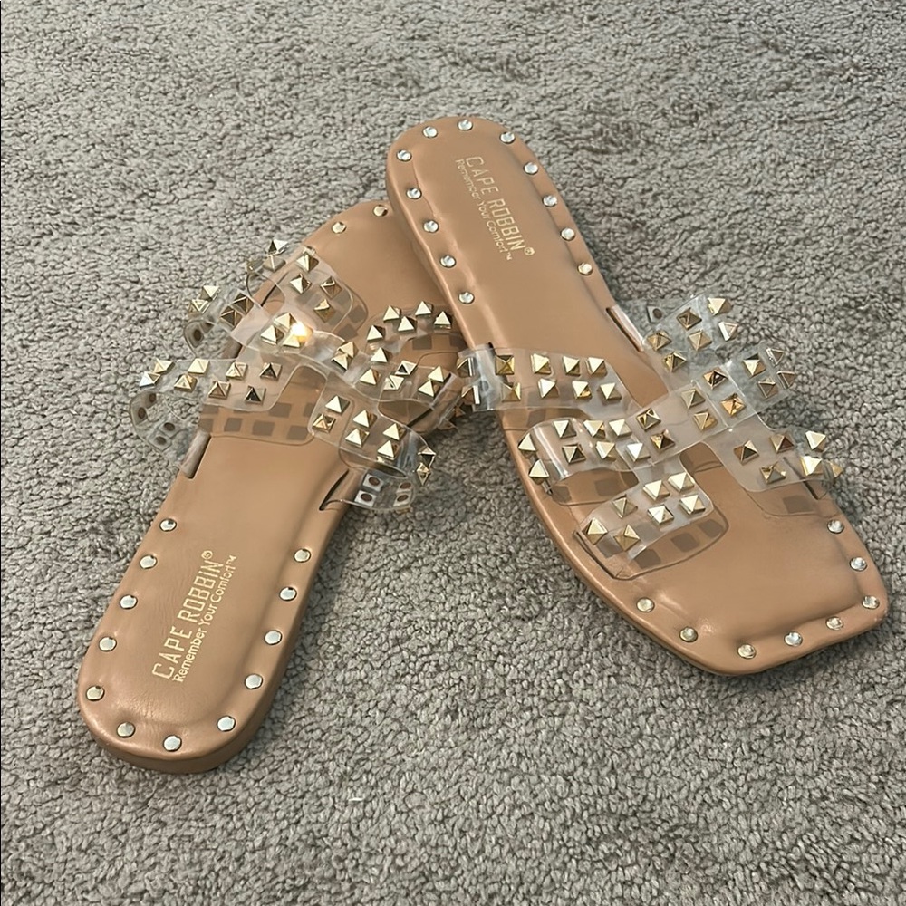 Cape Robbin Women's Studded Clear Sandals - Gold and Tan (women’s size 10)